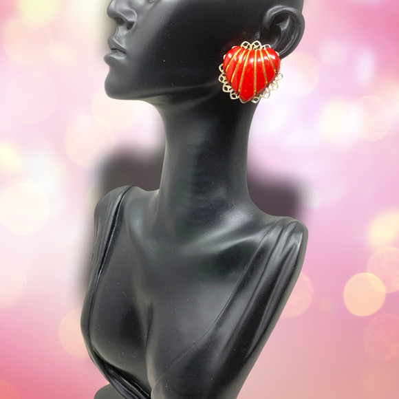 Vintage 1980's Gold Filigree Red Acrylic Heart Huge Earrings Clip On New Wave - Picture 3 of 5